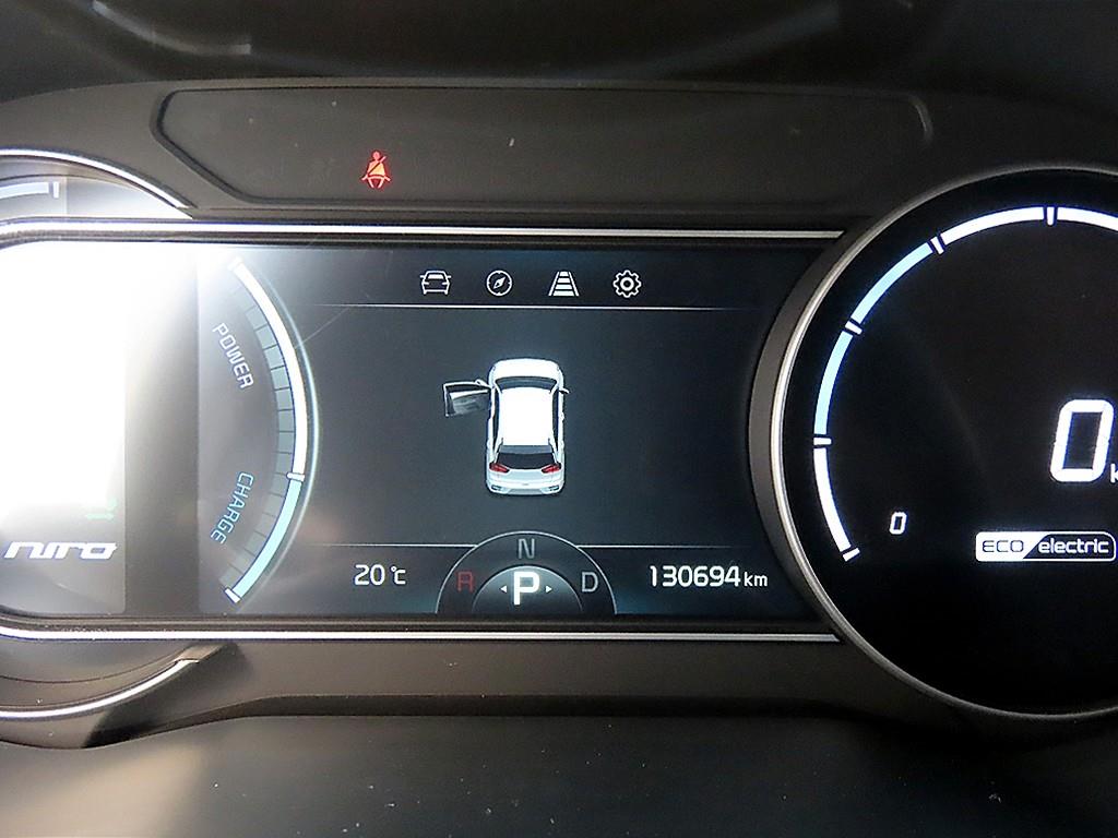 Kia Niro — photo 09