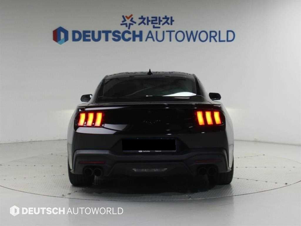 Ford Mustang — photo 04