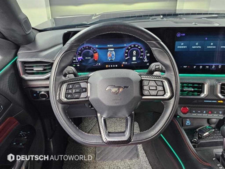 Ford Mustang — photo 13