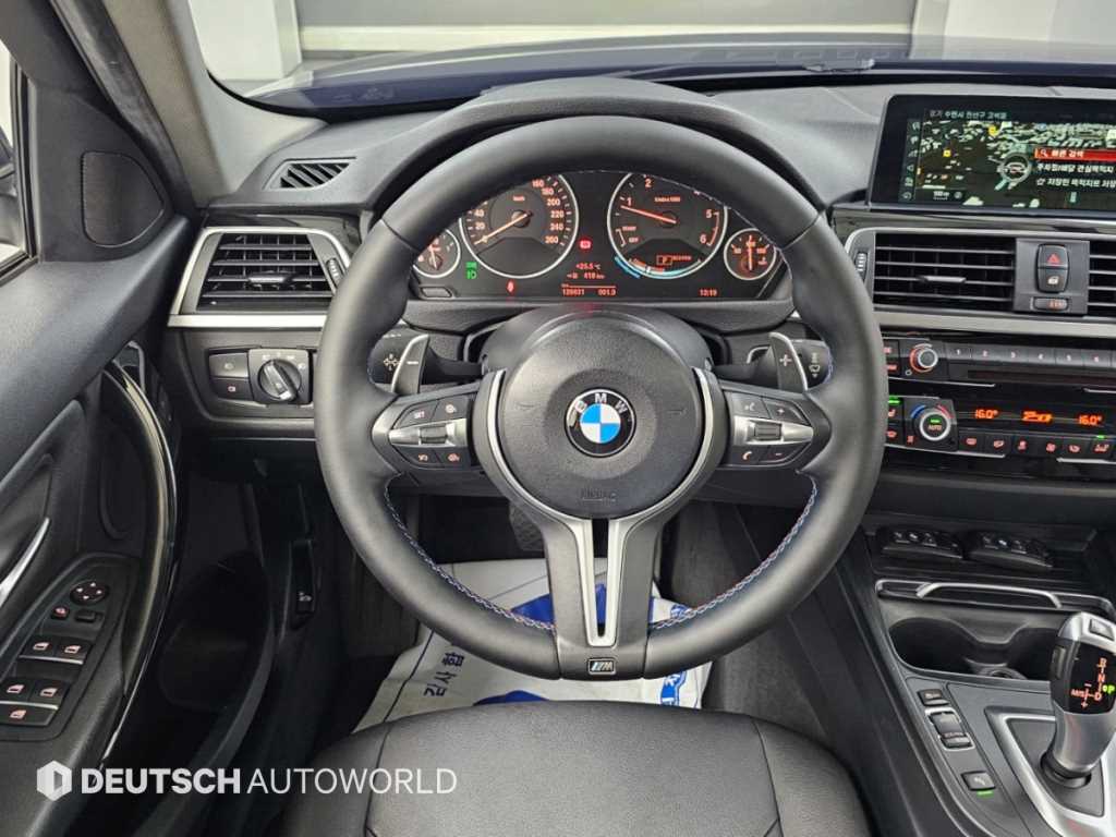 BMW 3-Series — photo 13