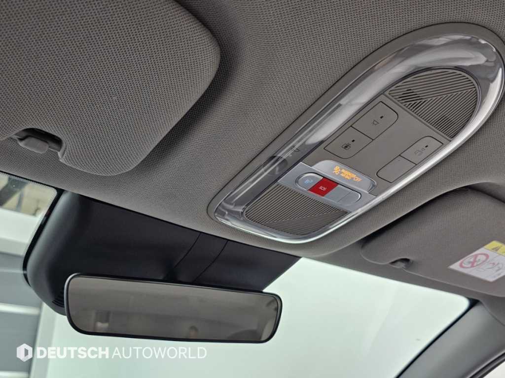 Hyundai Ioniq6 — photo 18