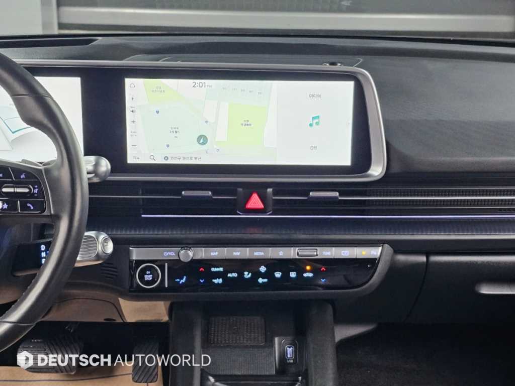 Hyundai Ioniq6 — photo 14