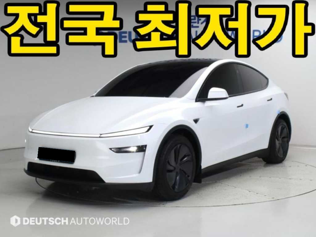 Tesla Model Y — photo 01
