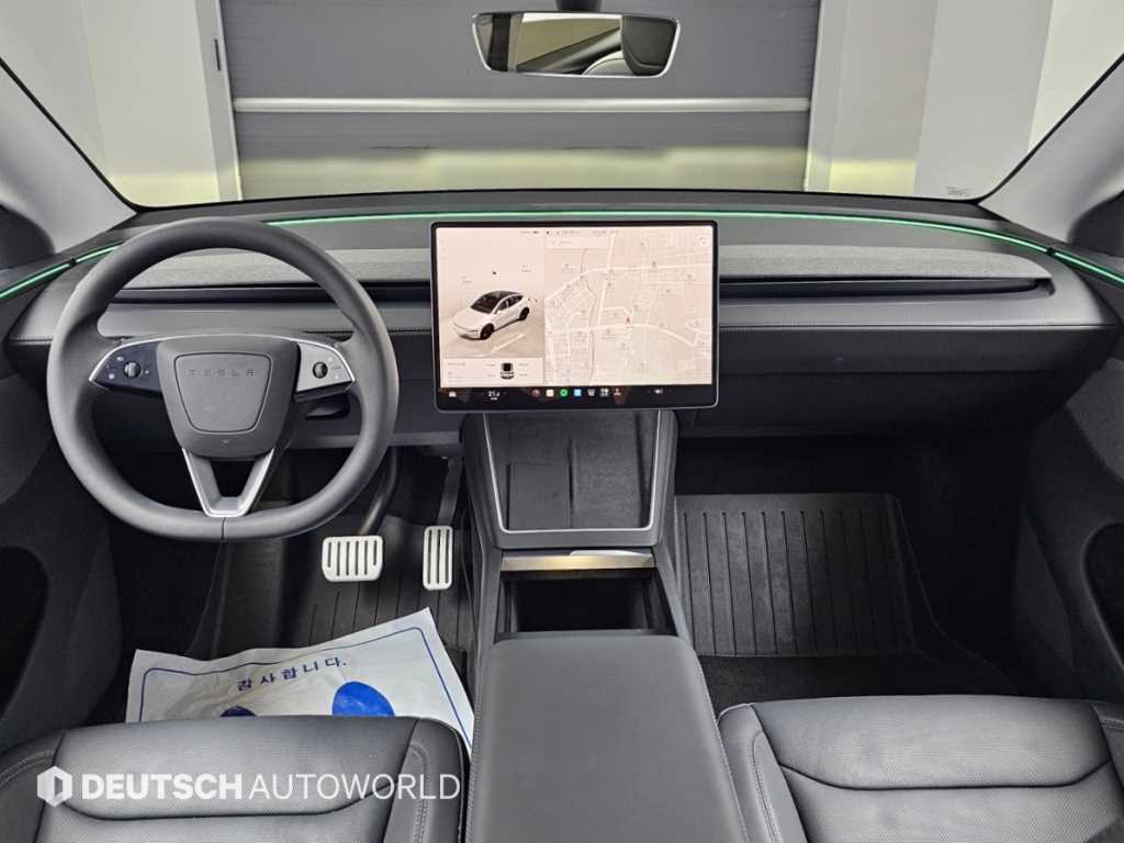 Tesla Model Y — photo 07