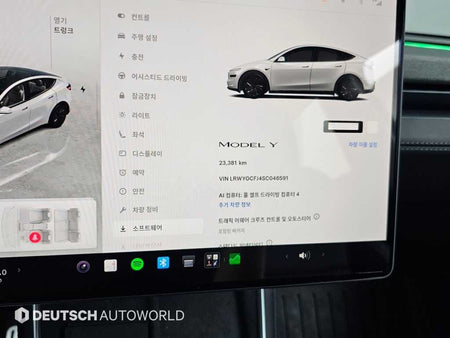 Tesla Model Y — photo 08