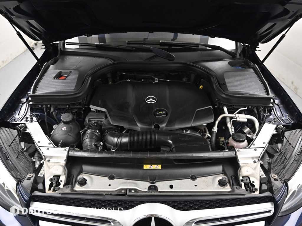 Mercedes-Benz GLC-Class — photo 06