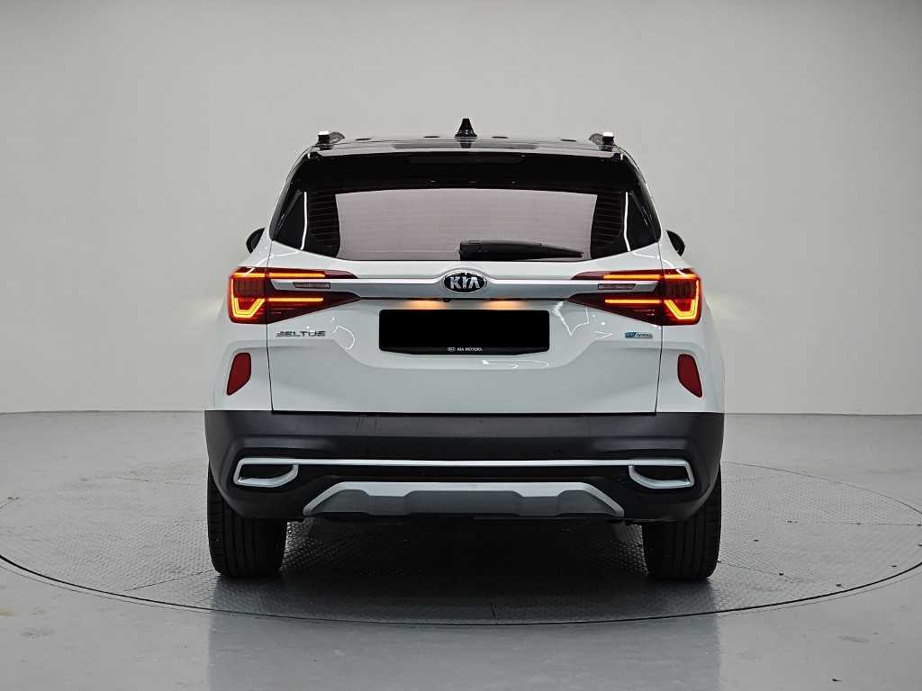 Kia Seltos — photo 03