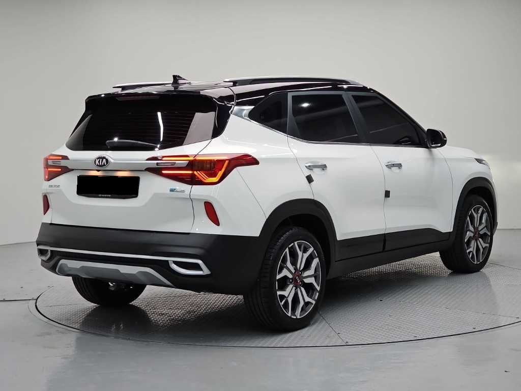 Kia Seltos — photo 04