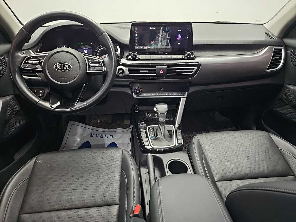 Kia Seltos — photo 07