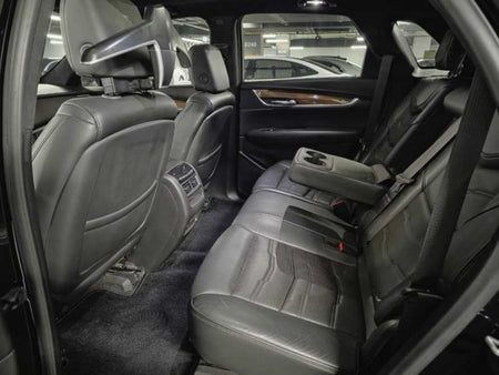 Cadillac XT5 — photo 06