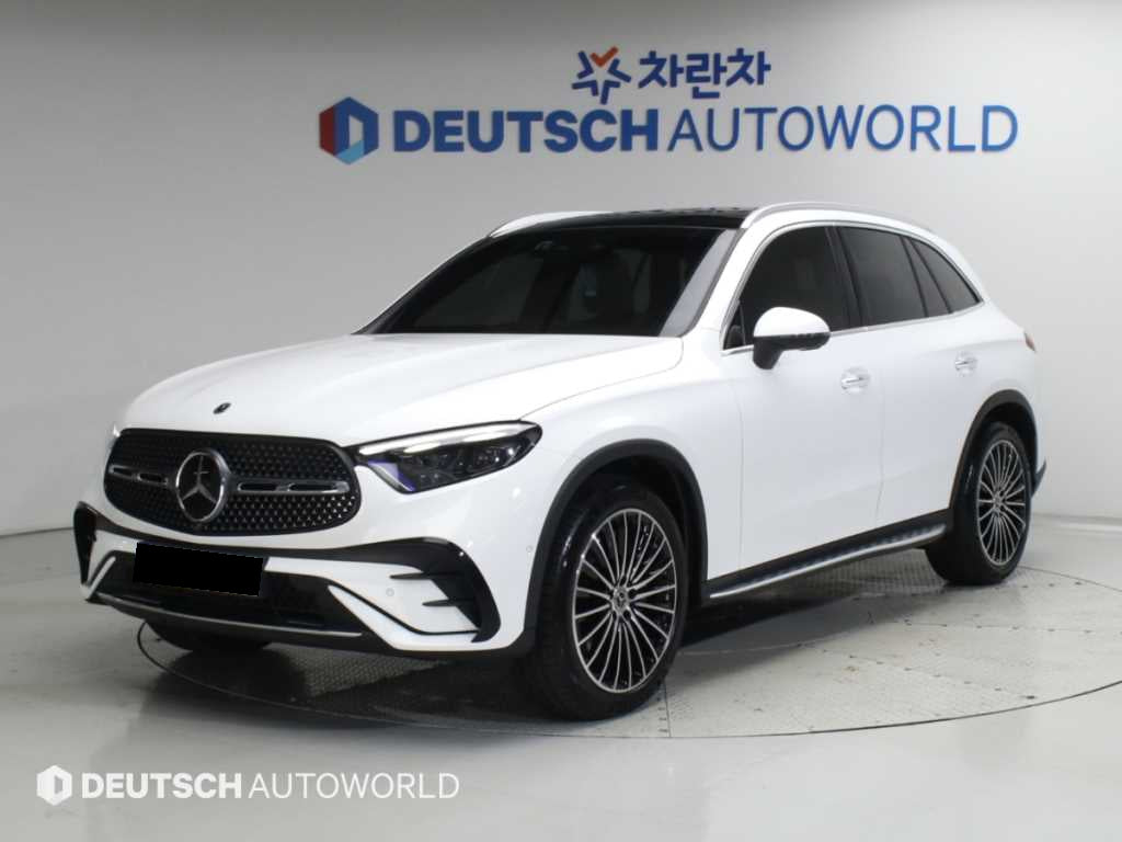 Mercedes-Benz GLC-Class — photo 01