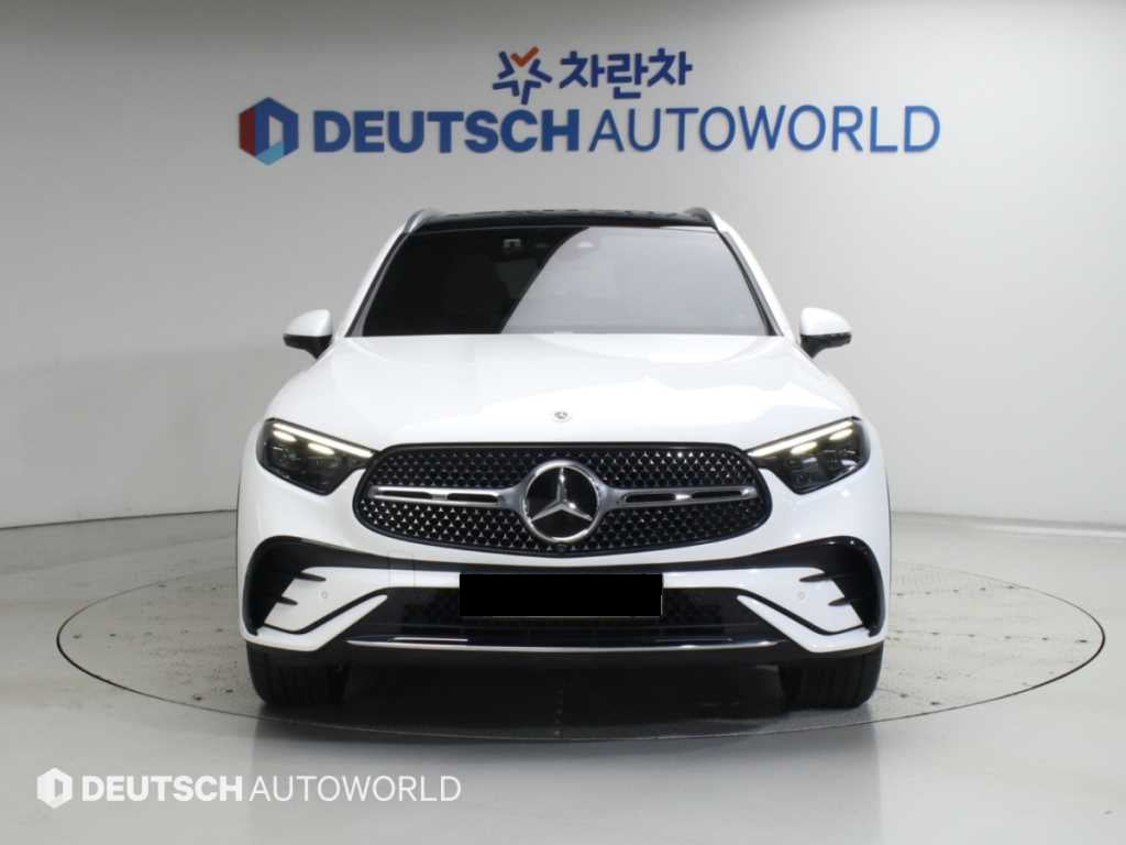 Mercedes-Benz GLC-Class — photo 03