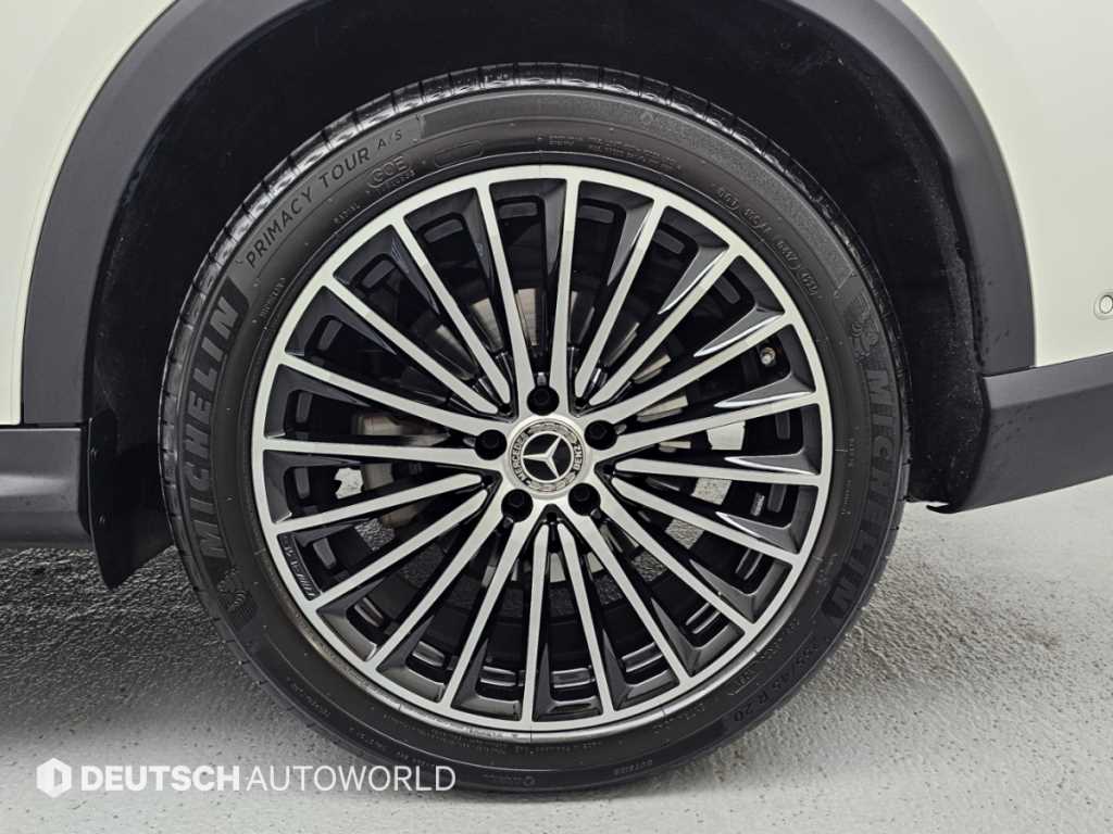 Mercedes-Benz GLC-Class — photo 05