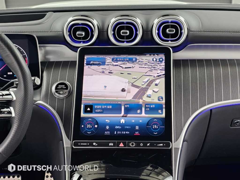 Mercedes-Benz GLC-Class — photo 14