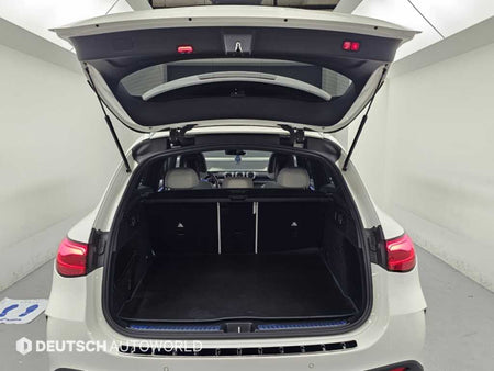Mercedes-Benz GLC-Class — photo 19