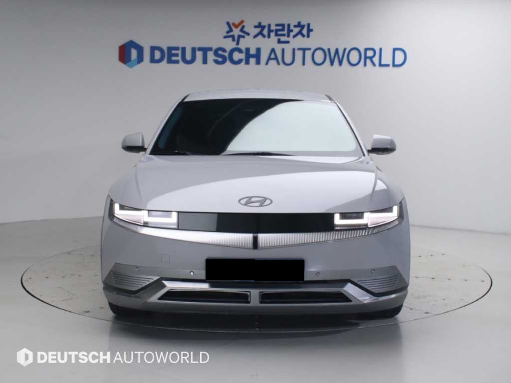 Hyundai Ioniq5 — photo 03