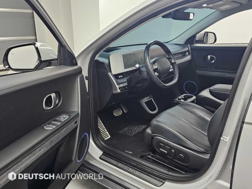 Hyundai Ioniq5 — photo 11