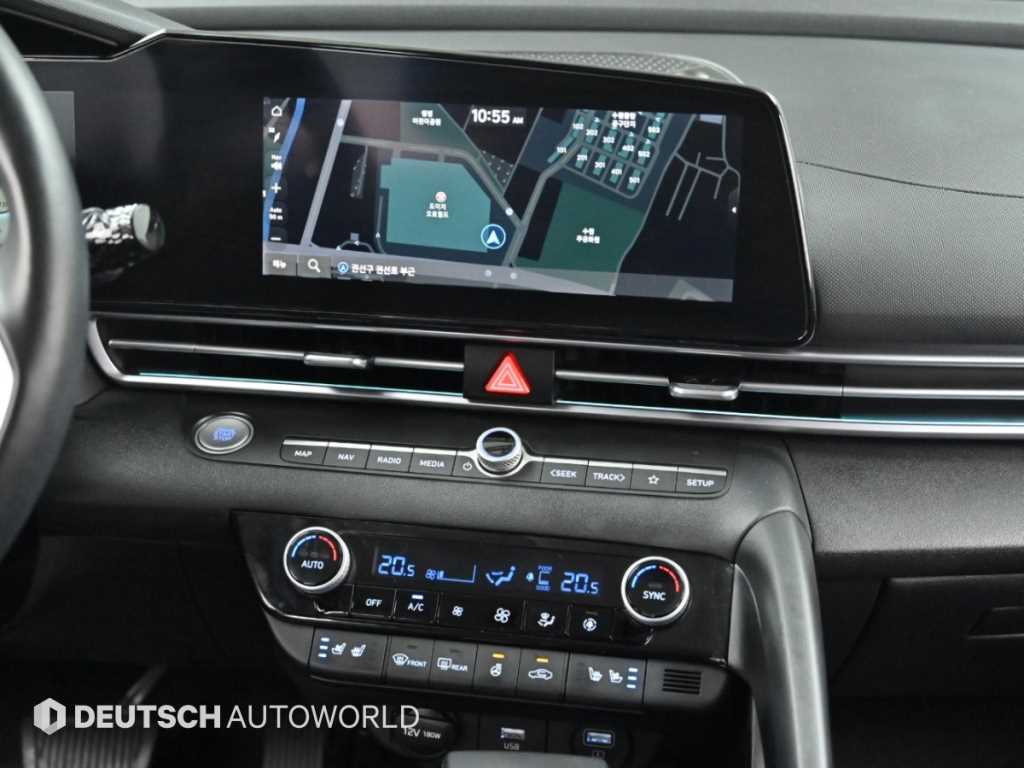 Hyundai Avante — photo 07