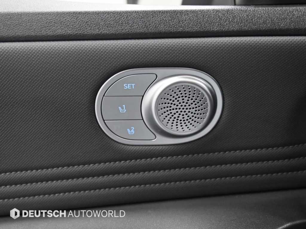 Hyundai Avante — photo 11
