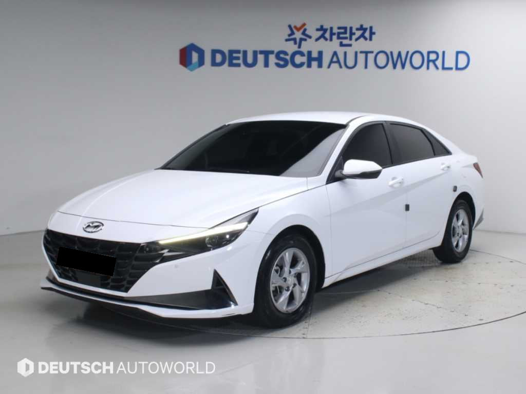 Hyundai Avante — photo 03