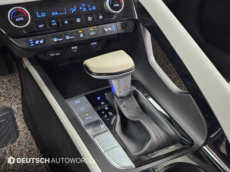 Hyundai Avante — photo 16