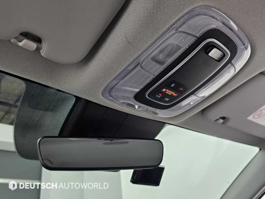 Hyundai Avante — photo 19