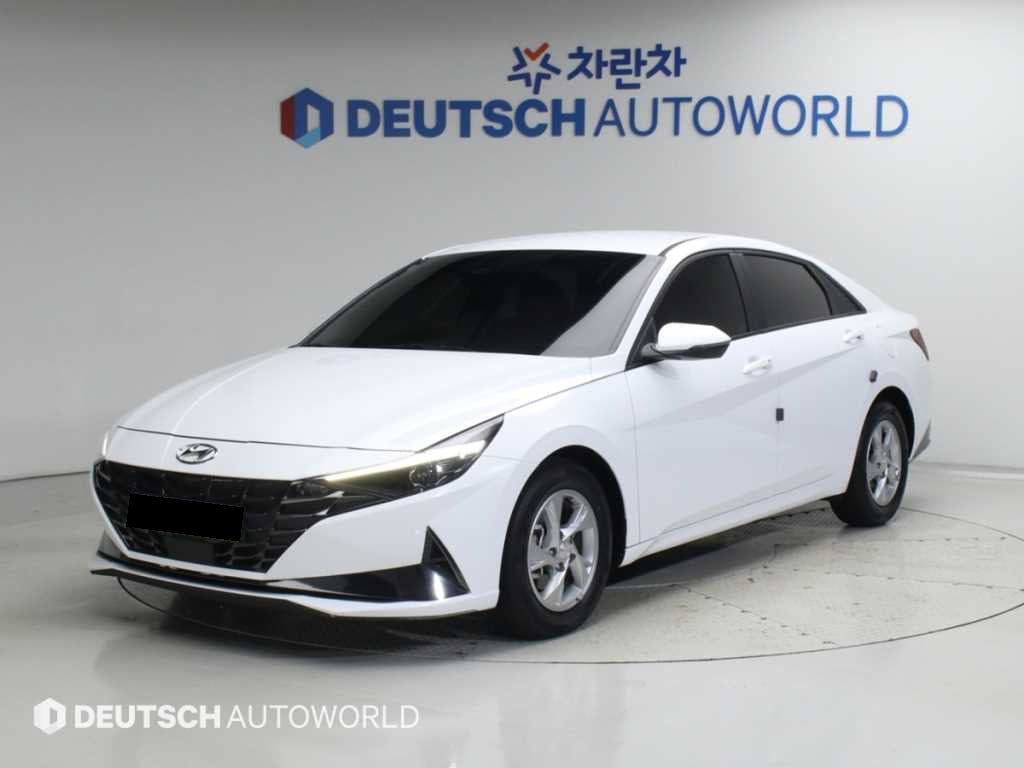 Hyundai Avante — photo 03