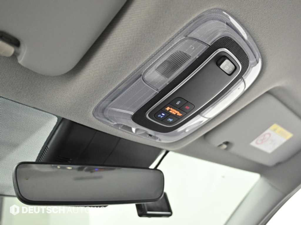 Hyundai Avante — photo 17