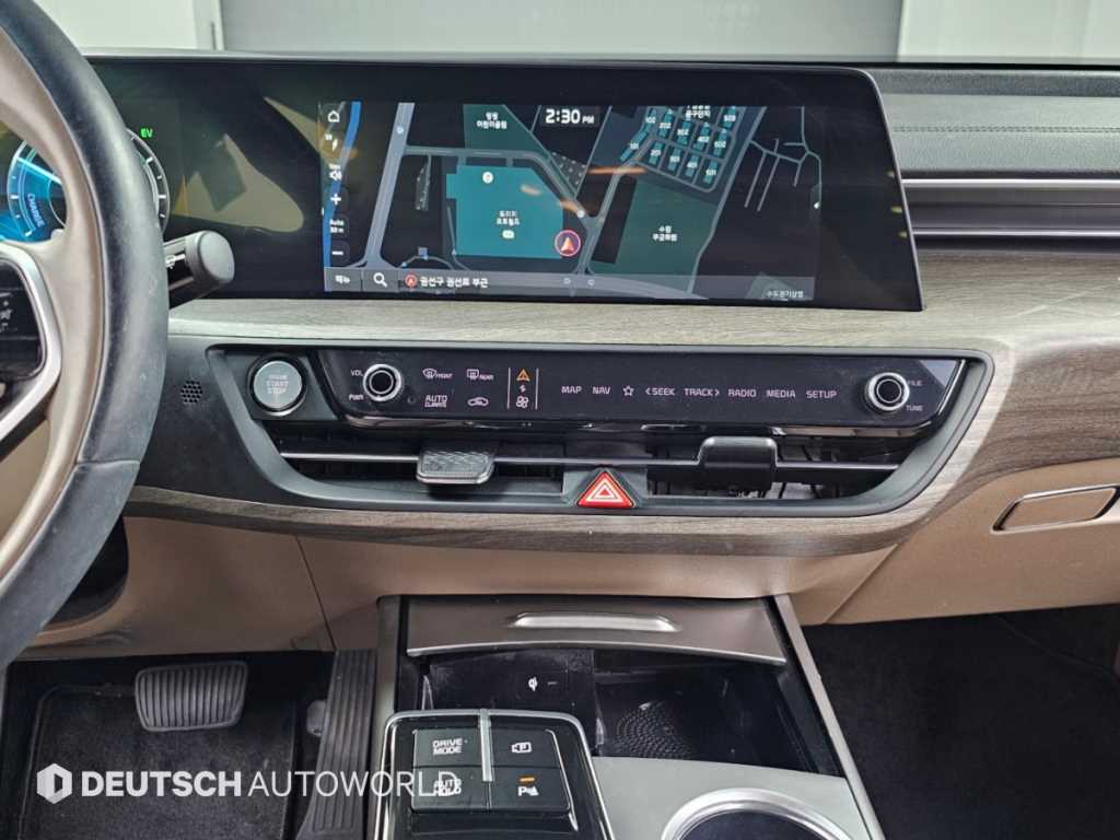 Kia K8 — photo 08
