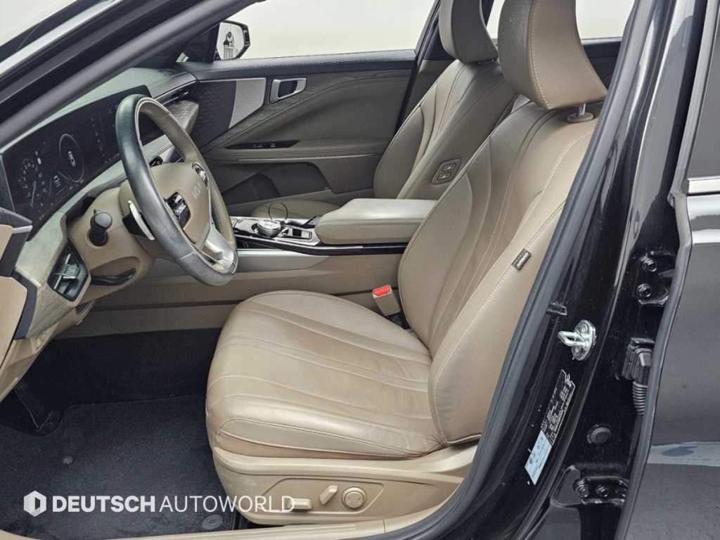 Kia K8 — photo 11