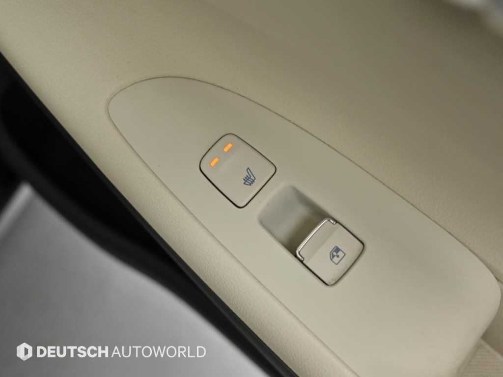 Hyundai Grandeur — photo 18