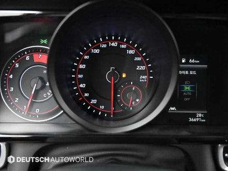 Hyundai Avante — photo 10