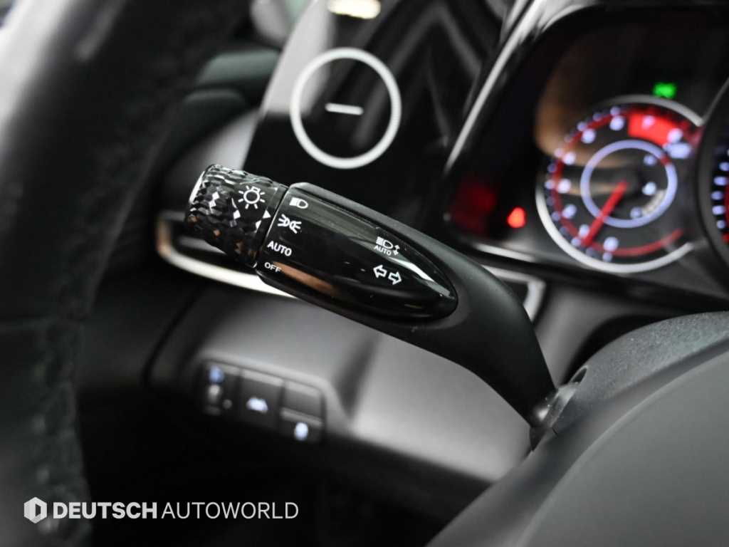 Hyundai Avante — photo 20