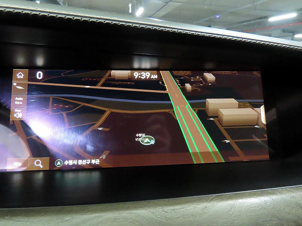 Genesis G90 — photo 13