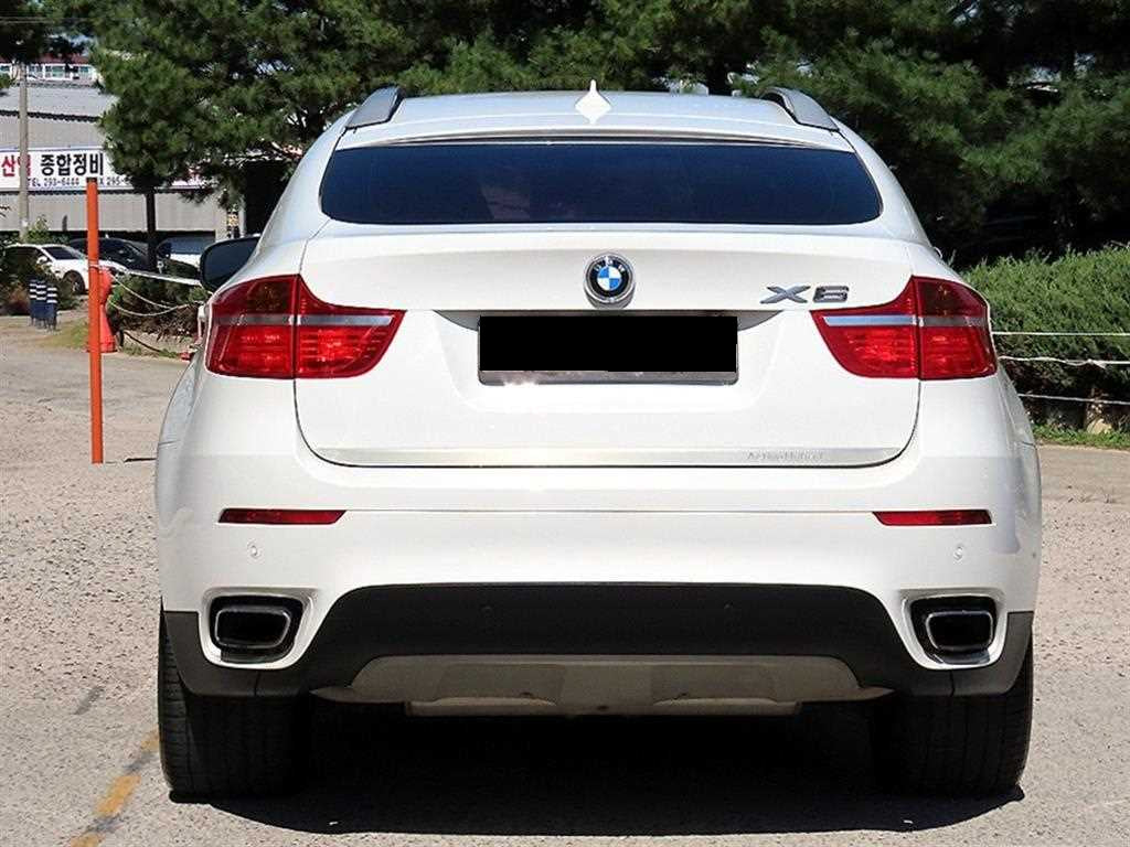 BMW X6 — photo 03