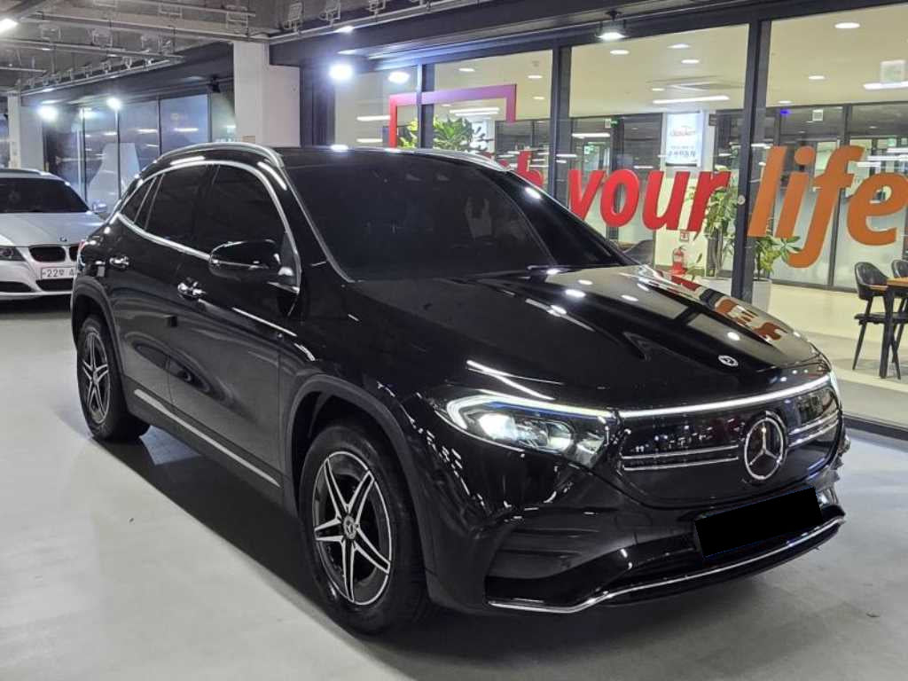 Mercedes-Benz EQA — photo 02