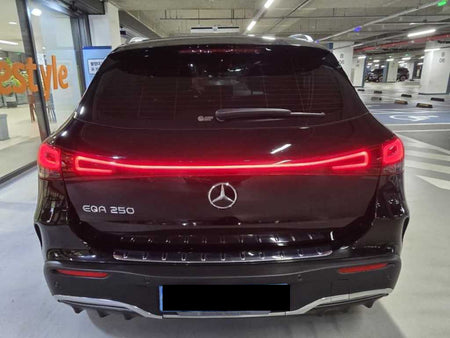 Mercedes-Benz EQA — photo 05