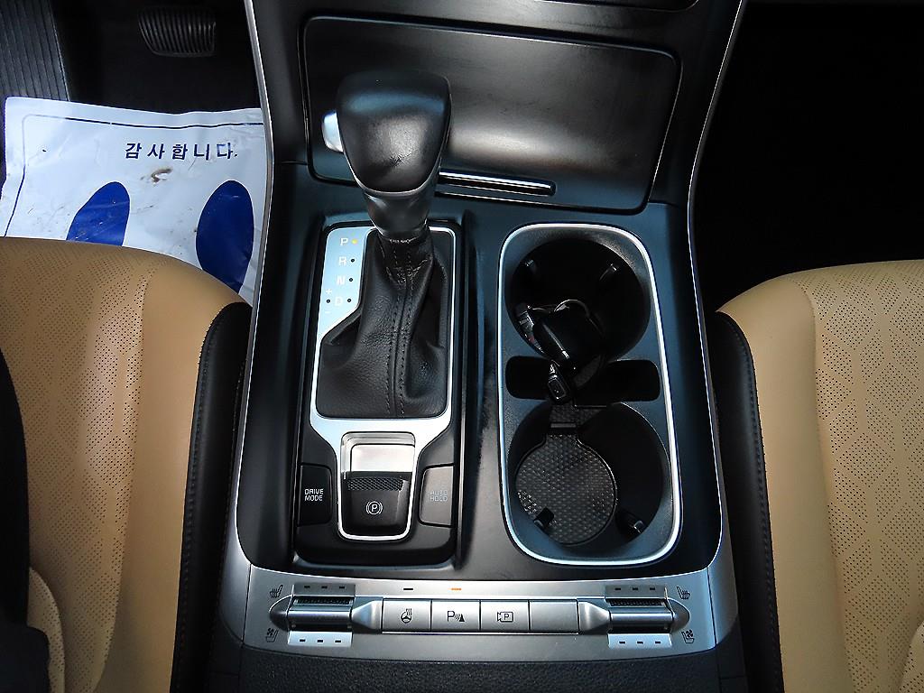 Kia Carnival — photo 11