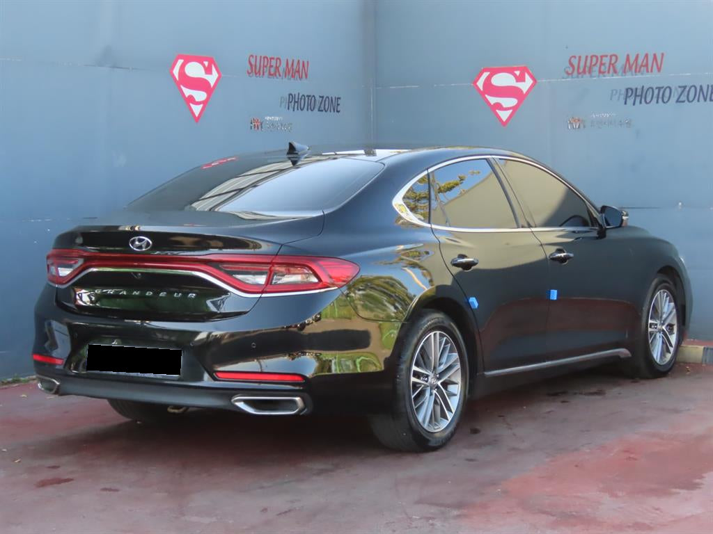 Hyundai Grandeur — photo 03