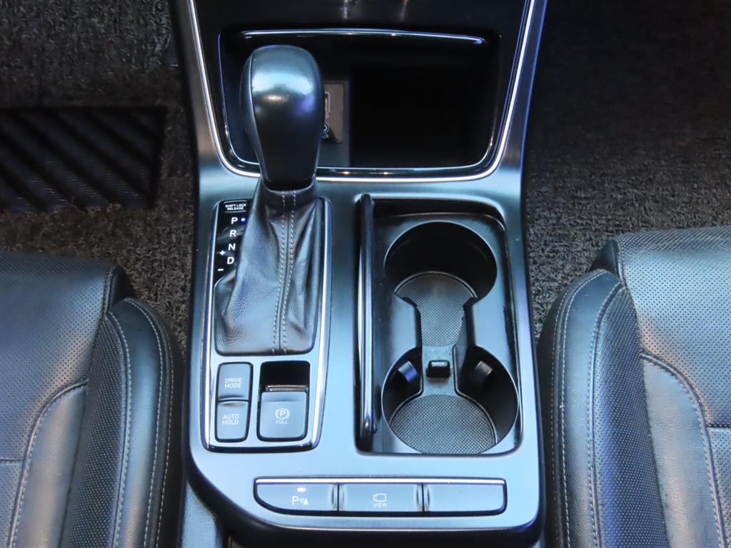 Hyundai Grandeur — photo 12