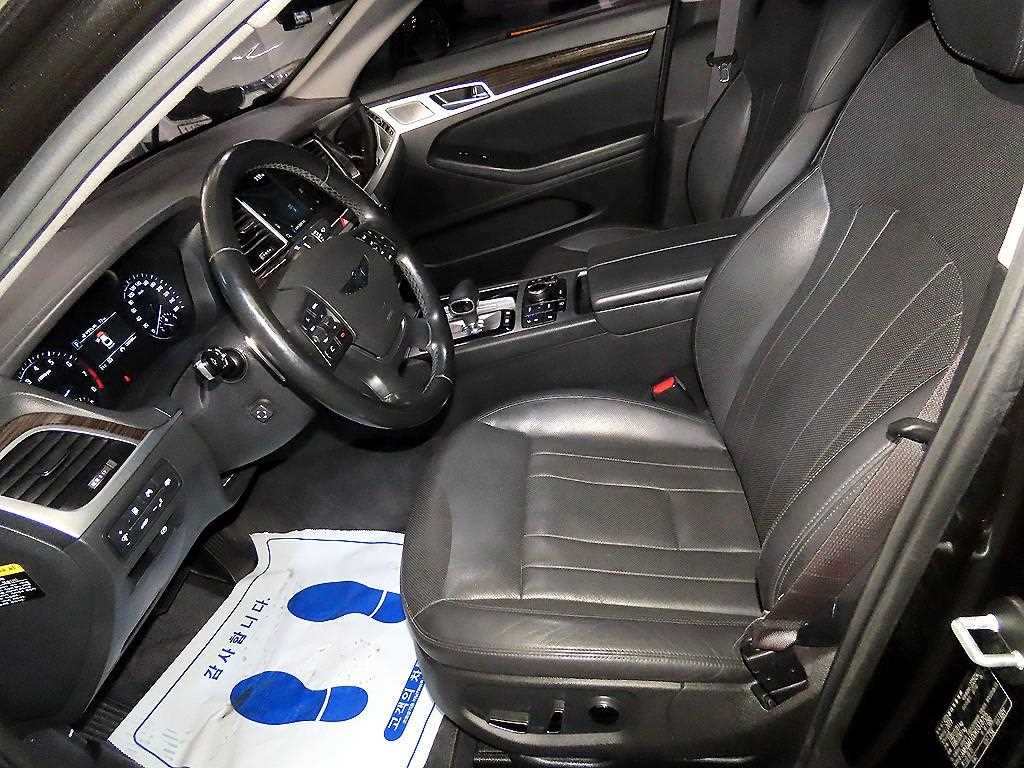 Genesis G80 — photo 06