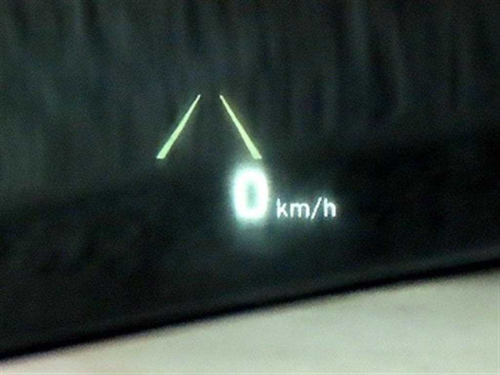 Genesis G80 — photo 13