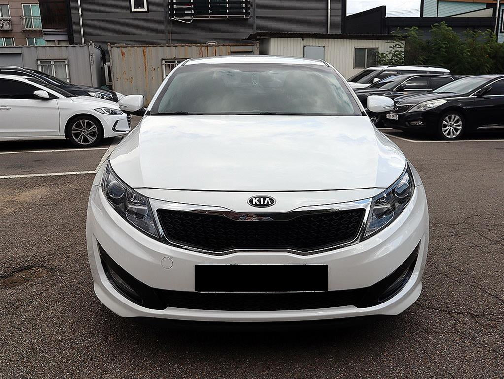 Kia K5 — photo 01