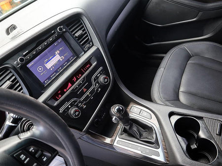 Kia K5 — photo 10