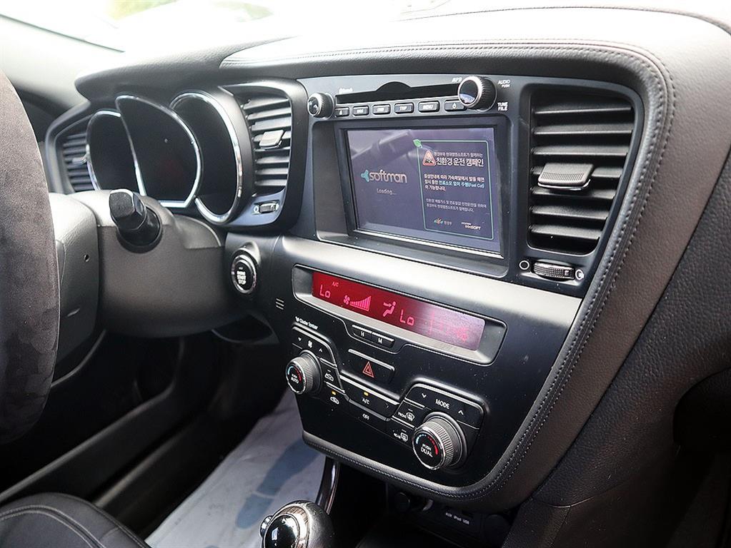 Kia K5 — photo 11
