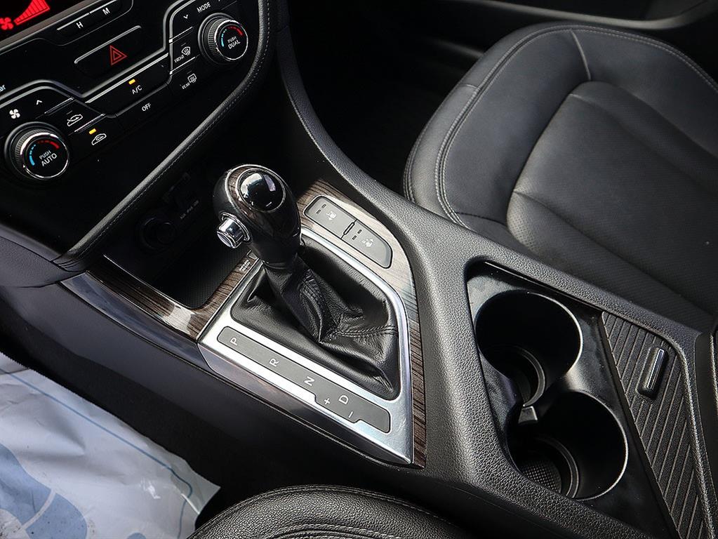 Kia K5 — photo 12