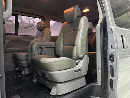 Hyundai Starex — photo 07
