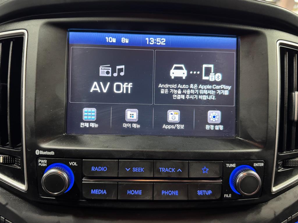 Hyundai Starex — photo 12