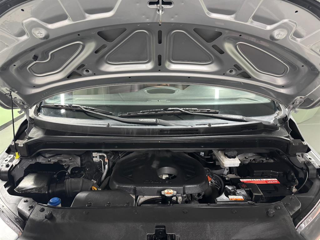 Hyundai Starex — photo 19