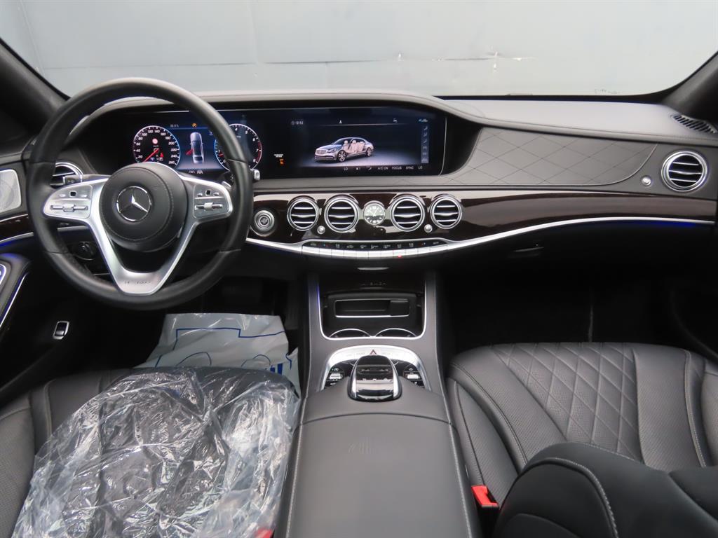 Mercedes-Benz S-Class — photo 09